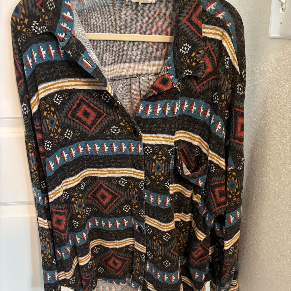 Blumen Tribal Print Shacket